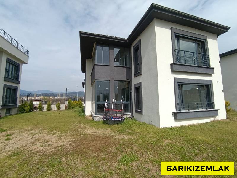 Edremit Hamidiye Mah`da4+1  Villa. - 34